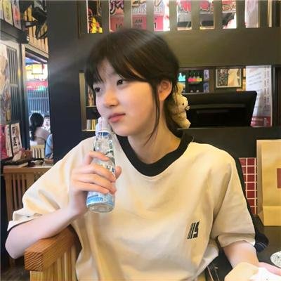 绑定弹幕我带儿女走向幸福人生